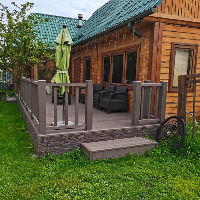 Придомовая терраса с ограждениями (Венге)